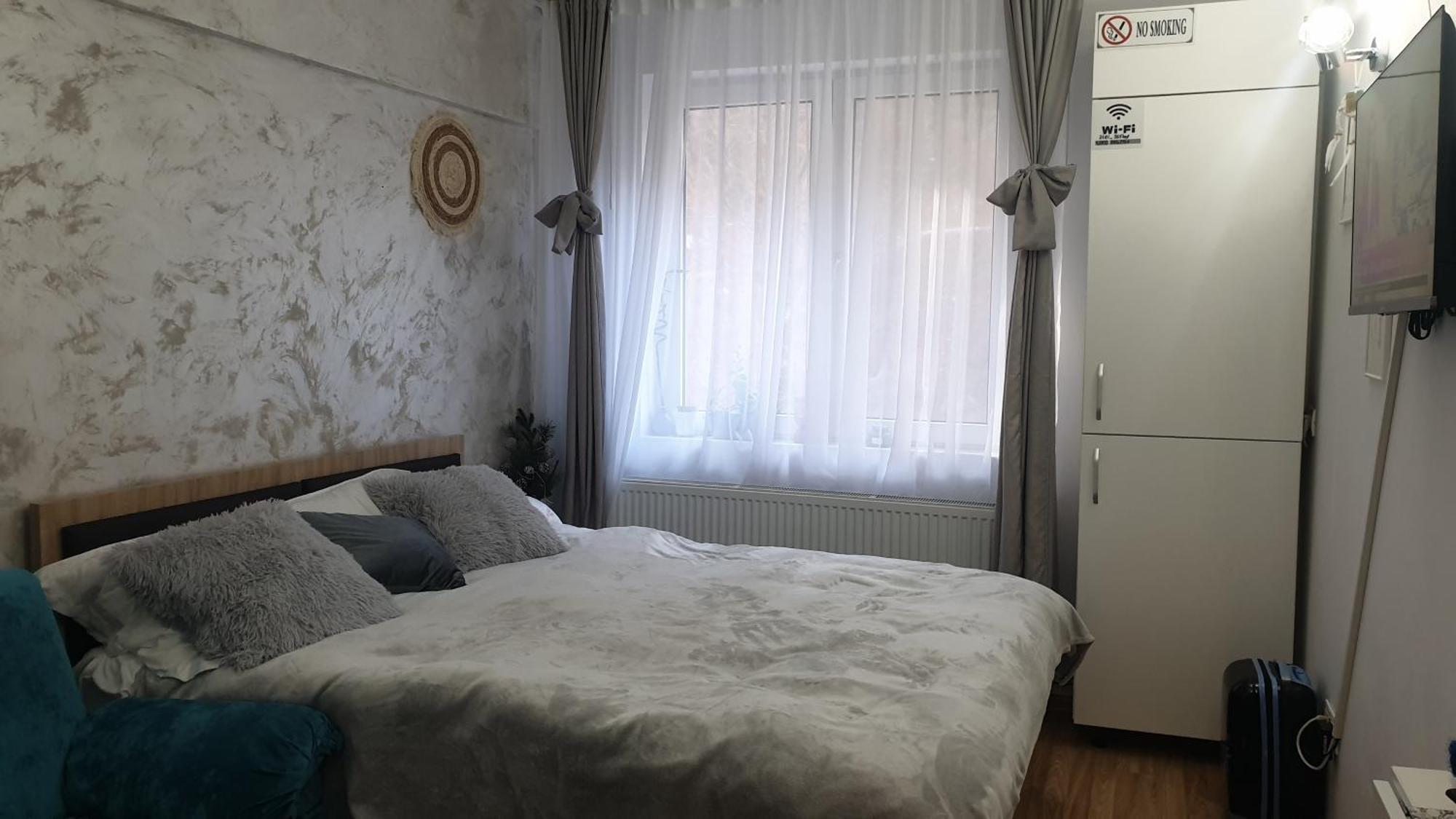 דירות סינאיה Garsoniera Ioana מראה חיצוני תמונה