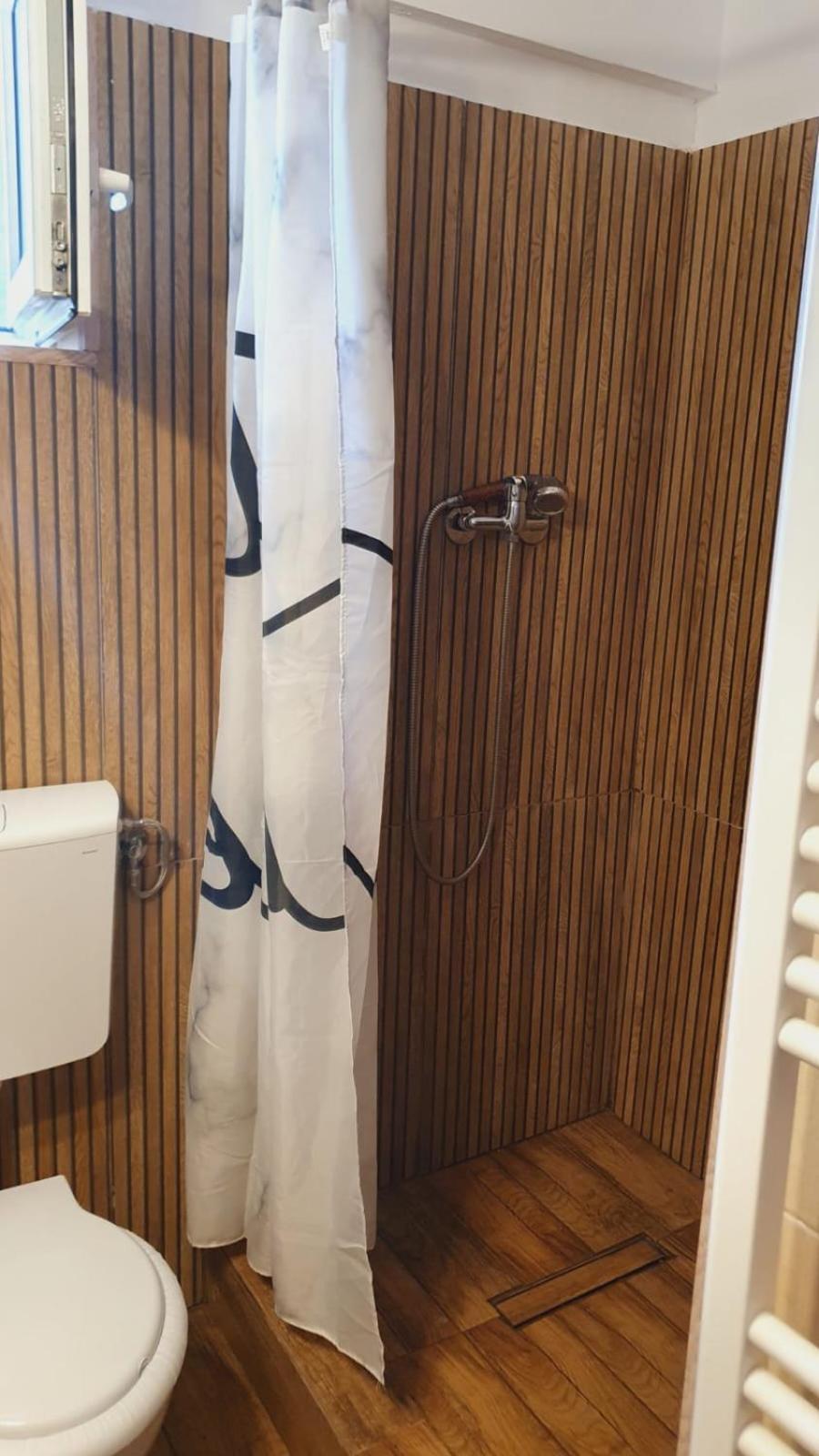דירות סינאיה Garsoniera Ioana מראה חיצוני תמונה